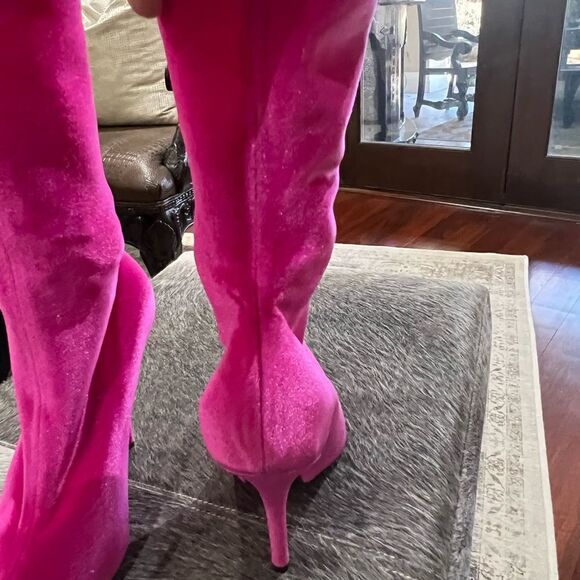 Balenciaga pink velvet booties - Picture 4 of 13